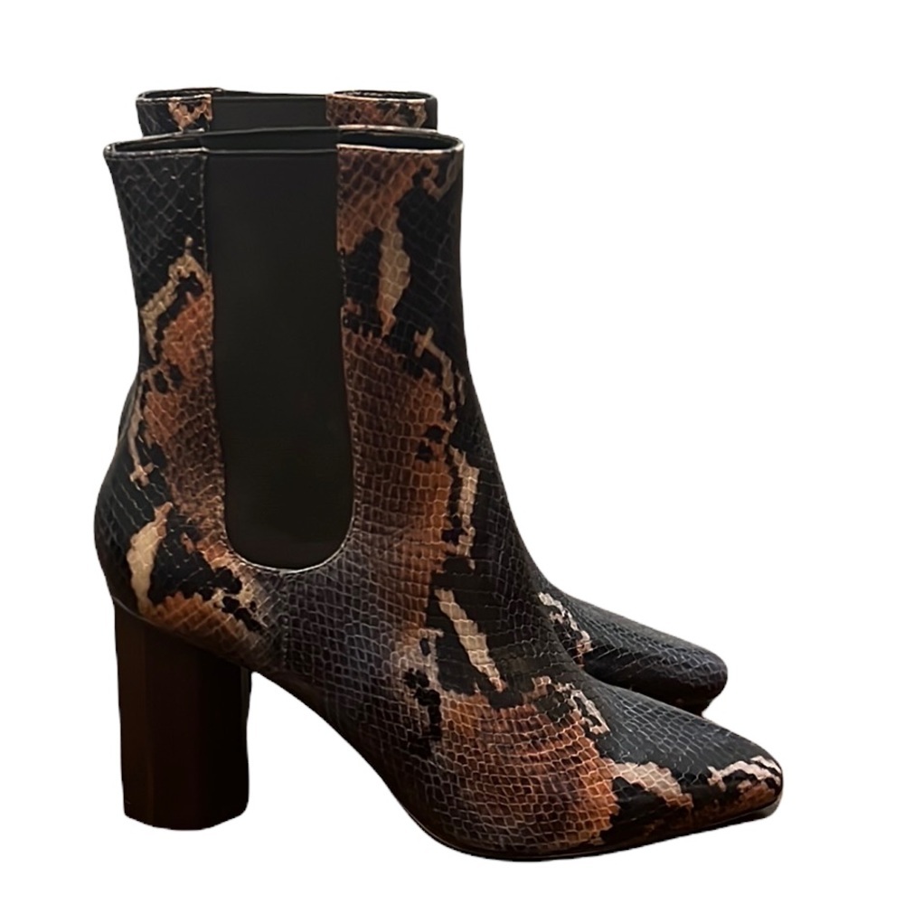 Donald Pliner Laila Heeled Boots Size 7.5